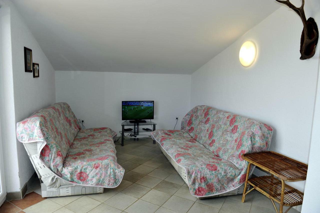 Apartman Branka Kornic Luaran gambar